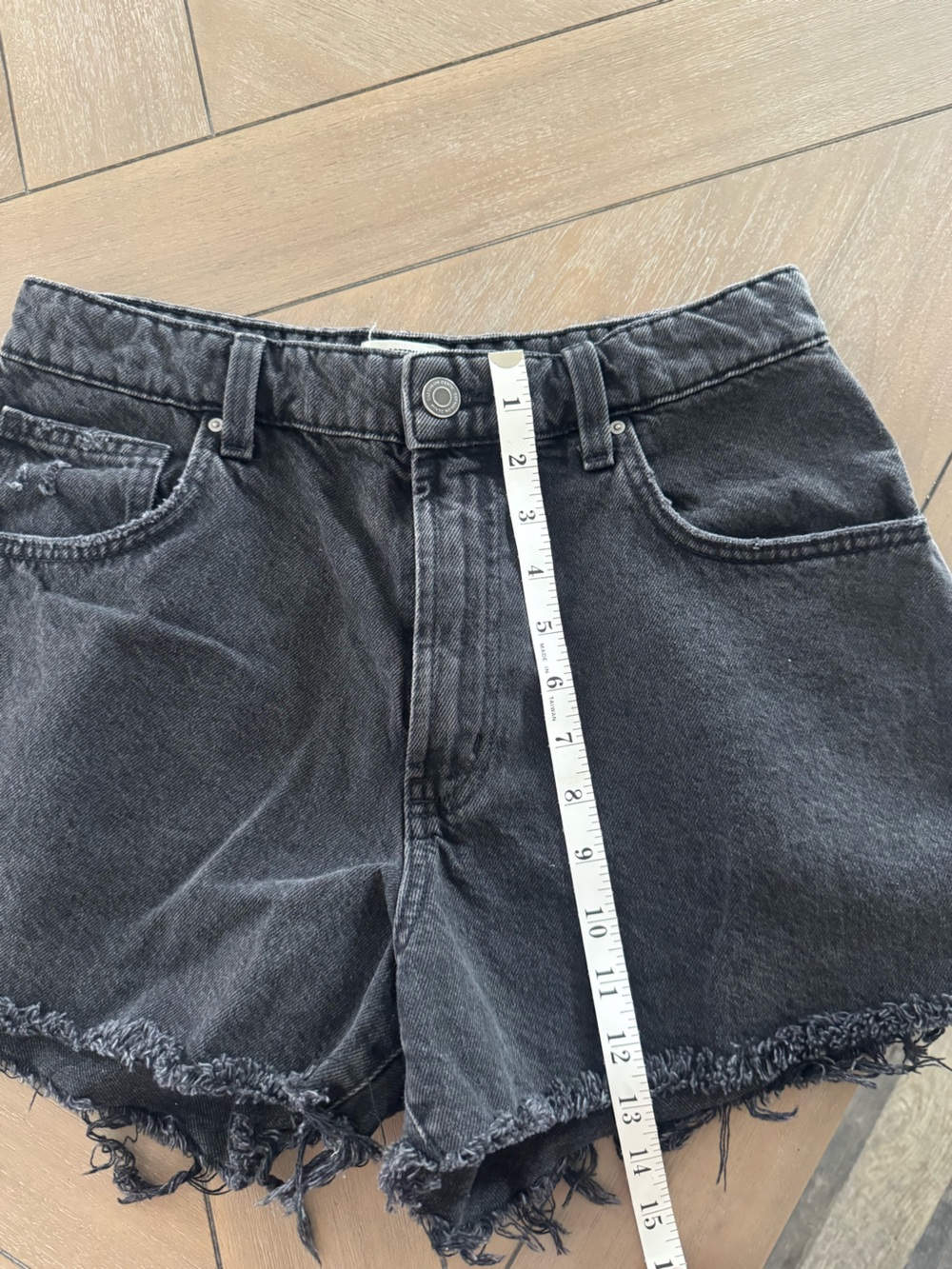 Cotton On Black Frayed Hem Denim Shorts - Picture 13 of 13